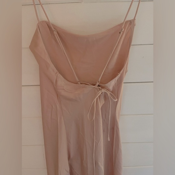NWT ASTR THE LABEL Cowl Slip Midi Dress in Blush Womens Front Slit - Picture 5 of 6